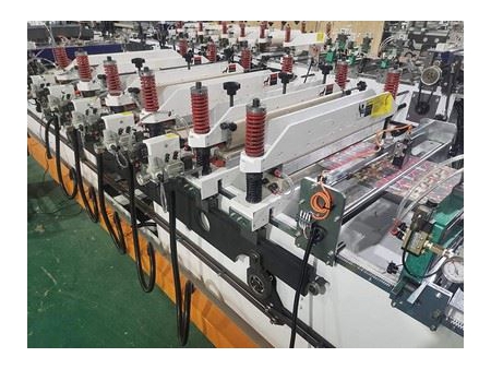 Máquina para fabricação de bolsas laminadas multi-funcionais, 600C CS