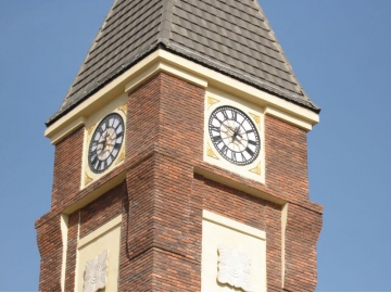 Relógio de torre de quatro faces