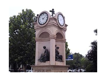 Relógio público pedestal