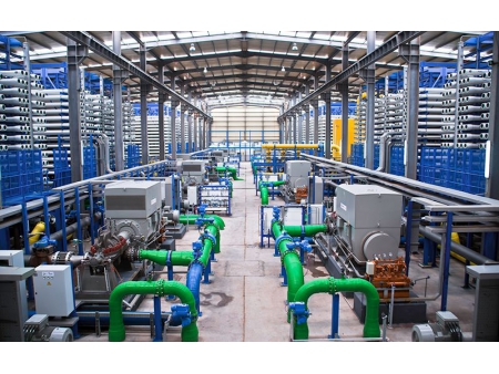 Sistema de filtragem industrial para dessalinização da água do mar