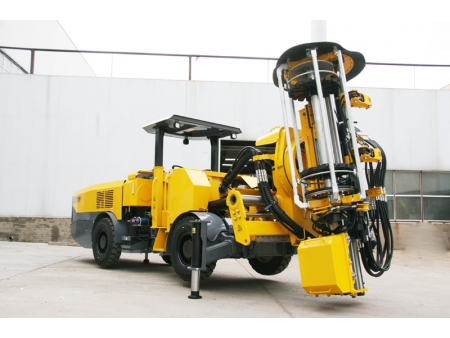 Carreta de Perfuração Hidráulica com Troca Automática de Barras, HT71  (para Mineração)