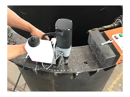 Furadeira de base Magnética