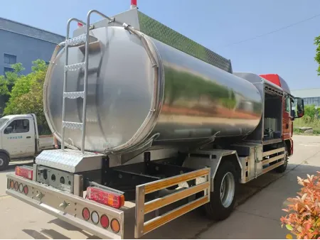 Caminhão de reabastecimento de aeronaves