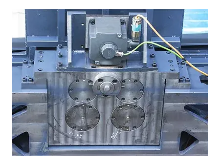 Mandriladora e fresadora CNC tipo plaina