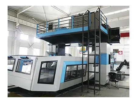 Mandriladora e fresadora CNC portal, Mandriladora e fresadora CNC portal com pórtico fixo e mesa móvel