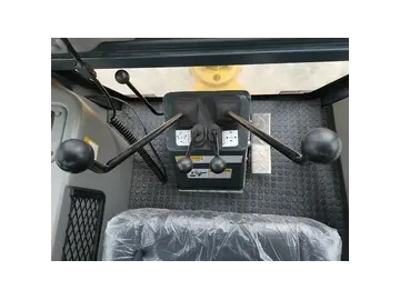 WZ30-25  Retroescavadeira