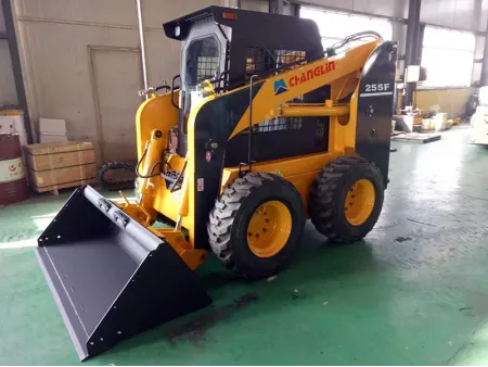 255F/265F  Minicarregadeira