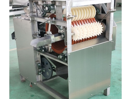 Máquina descascadora de nozes