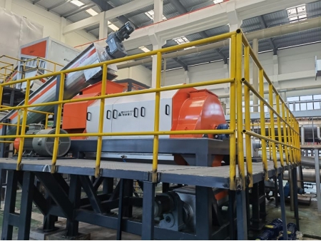 Máquina desensacadora de resíduos