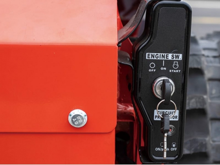 Cortador de grama de esteira