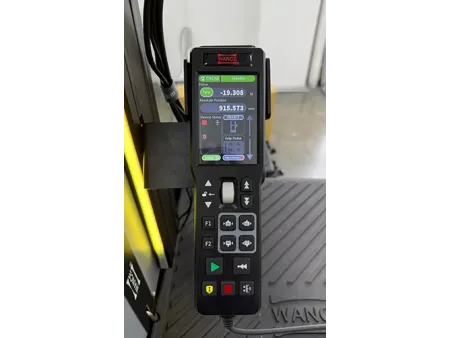 Máquina universal de ensaio eletromecânica, bancada dupla coluna