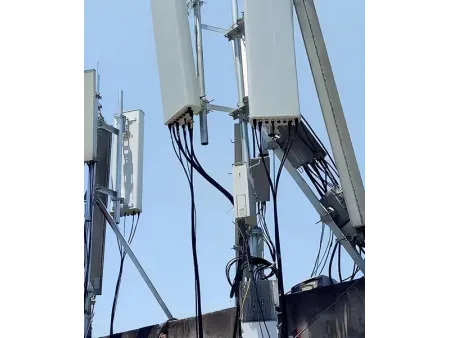 Torre de telecomunicação rooftop
