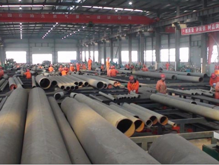 Operação e construção da oficina de fabricação de tubos