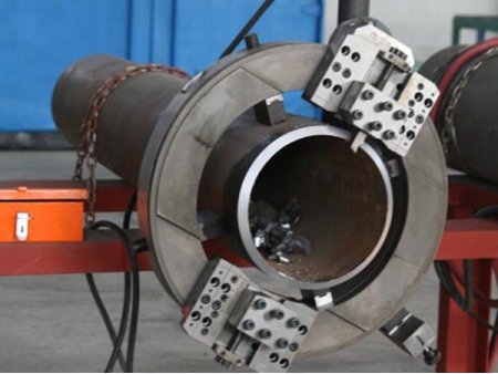 Máquina de biselamento e corte de tubo orbital