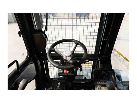 Escavadeira  GHT65