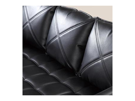 Sofá de couro preto de 3 lugares