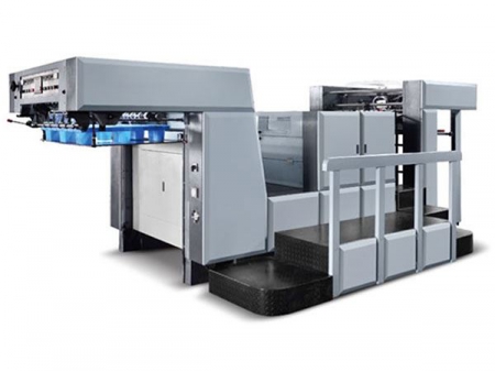 Máquina de gravação em relevo para papelão automática