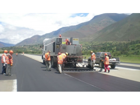LMT5310TXF Pavimentadora de micro revestimento