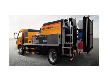 Caminhão de transporte de asfalto