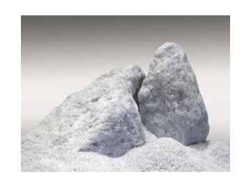 Refratário branco claro fundido de alumina