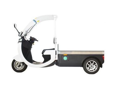 Triciclo elétrico de carga com caçamba flatbed