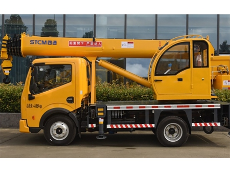 Caminhão Guindaste 5T
