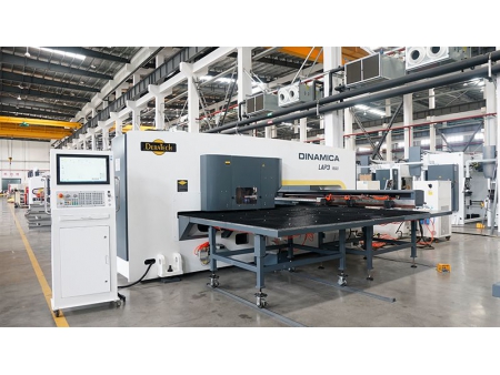 Máquina combinada de laser e punção CNC