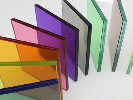 Vidro laminado colorido