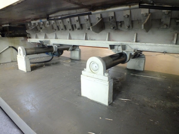 Torno desfolhador de madeira <small>(para toras de 8 pés, sem fuso) </small>
