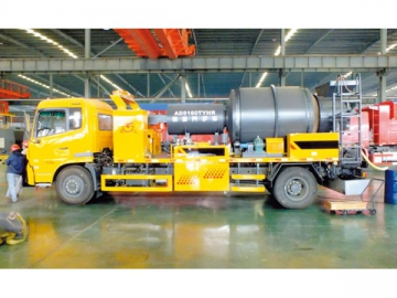 Caminhão espargidor de asfalto <br/><small>(com tanque de grande capacidade)</small>
