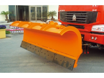 Arado de neve <br/><small>(arado montado em caminhão)</small>