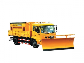 <strong>Caminhão limpa-neve</strong> multifuncional