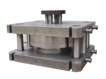 Ferramentas e moldes para fabricação de raio para roda